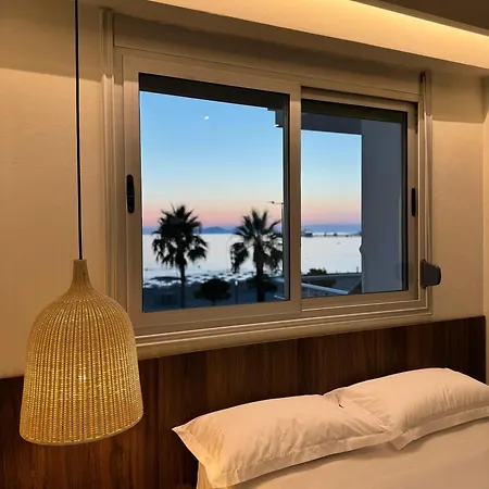 Alcazar Luxury Nocleg ze śniadaniem 3*